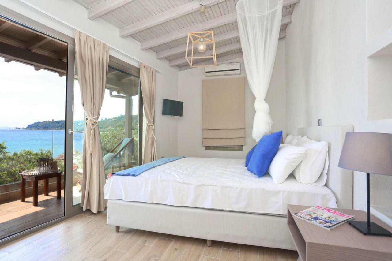 Holiday home Theasea *